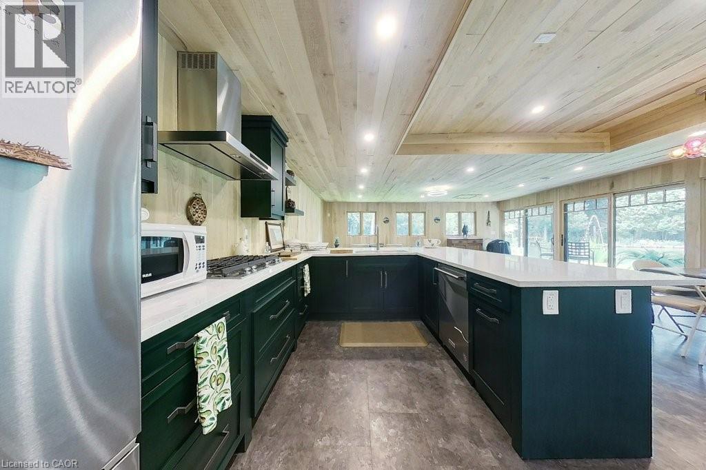36 TALLWOOD Drive - 18