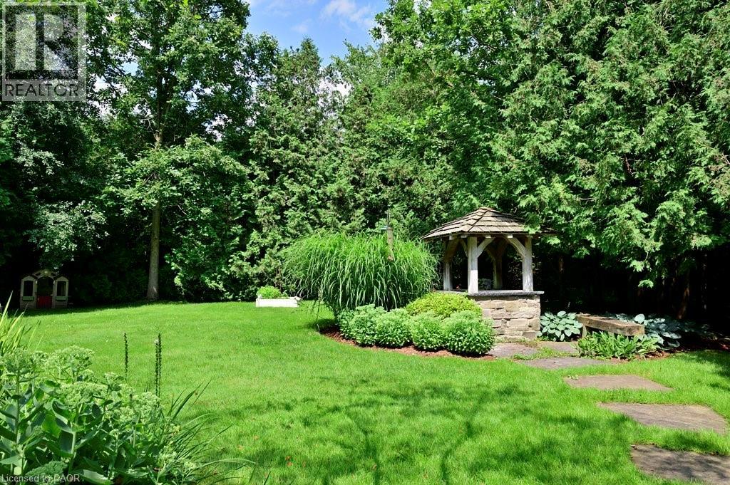 36 TALLWOOD Drive - 22