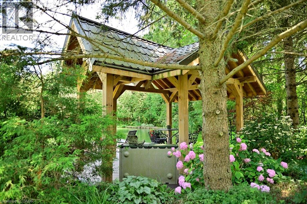 36 TALLWOOD Drive - 28