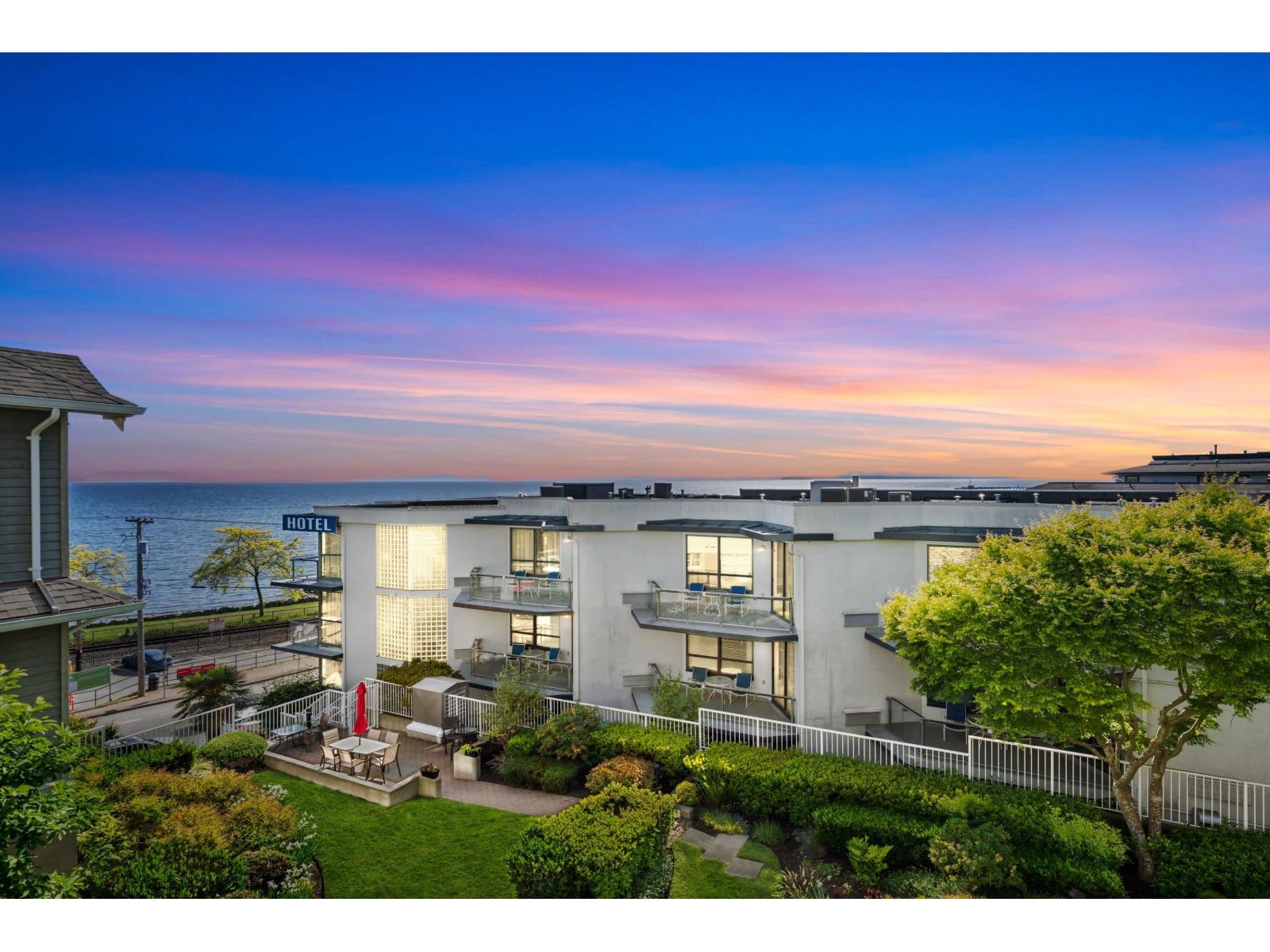 311 15621 MARINE DRIVE