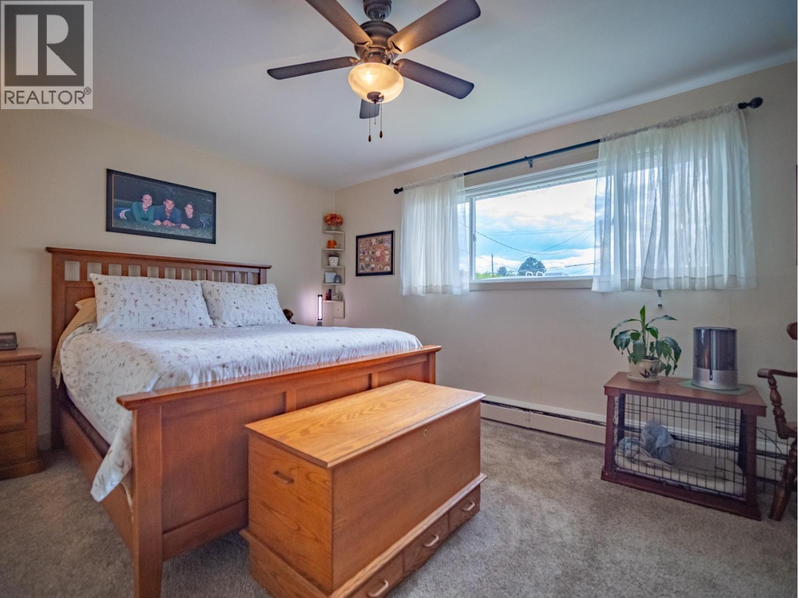 869 SCHREINER Street - 20
