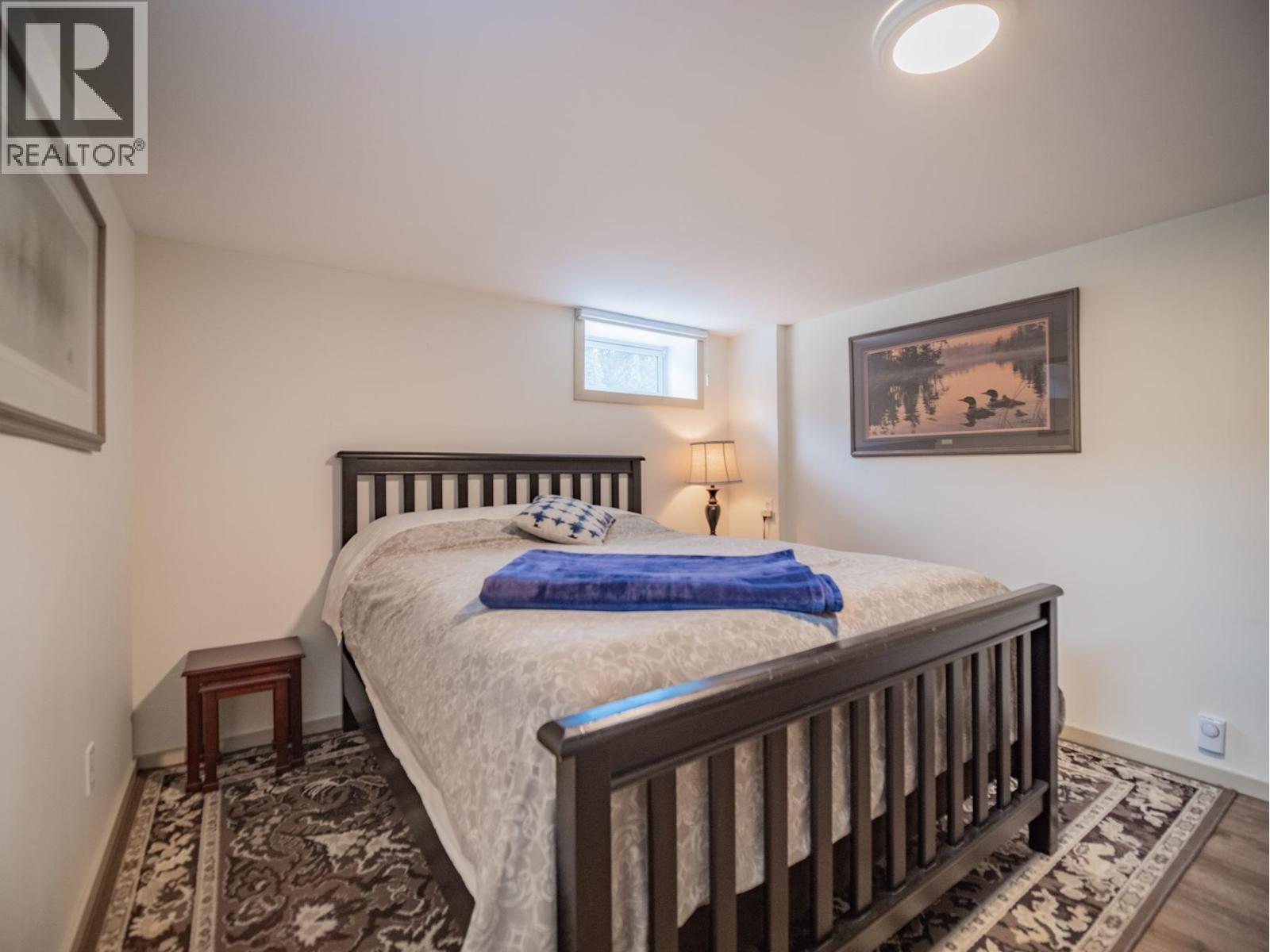869 SCHREINER Street - 38