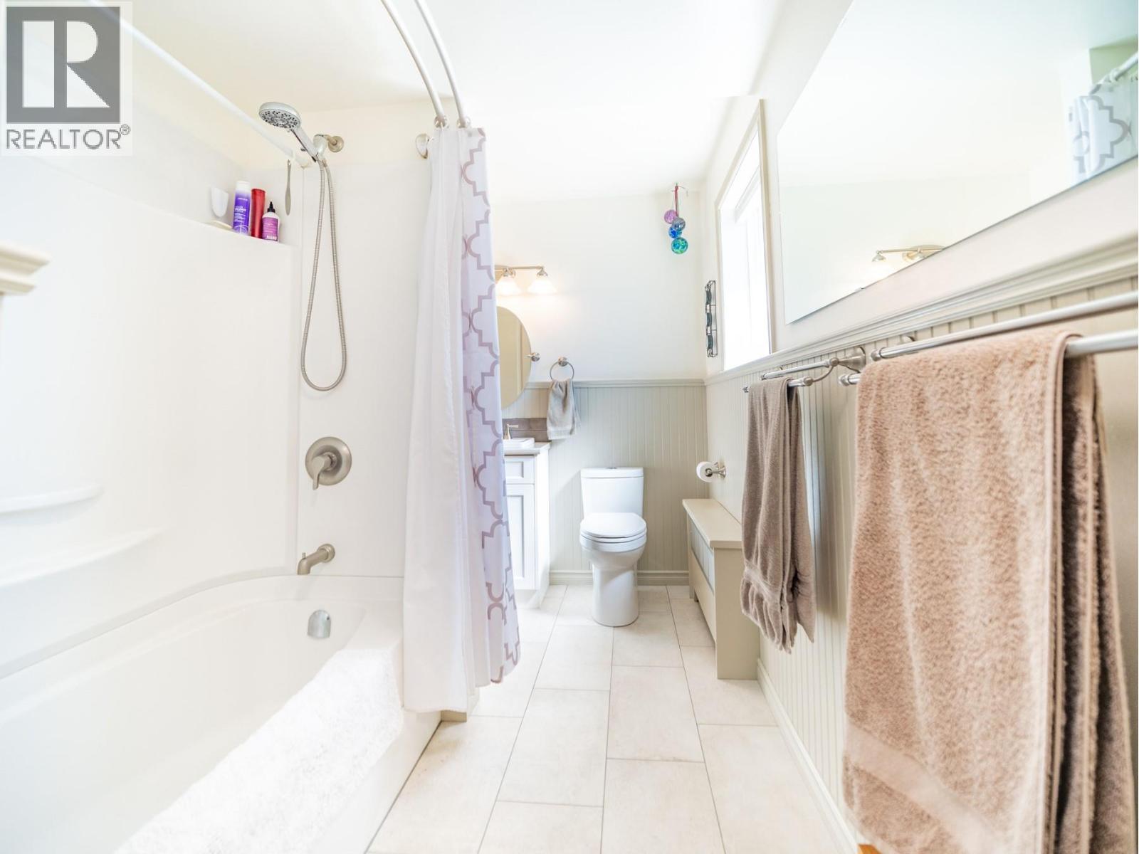 869 SCHREINER Street - 23