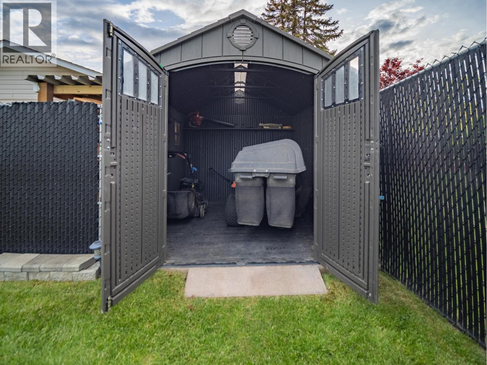 869 SCHREINER Street - 60