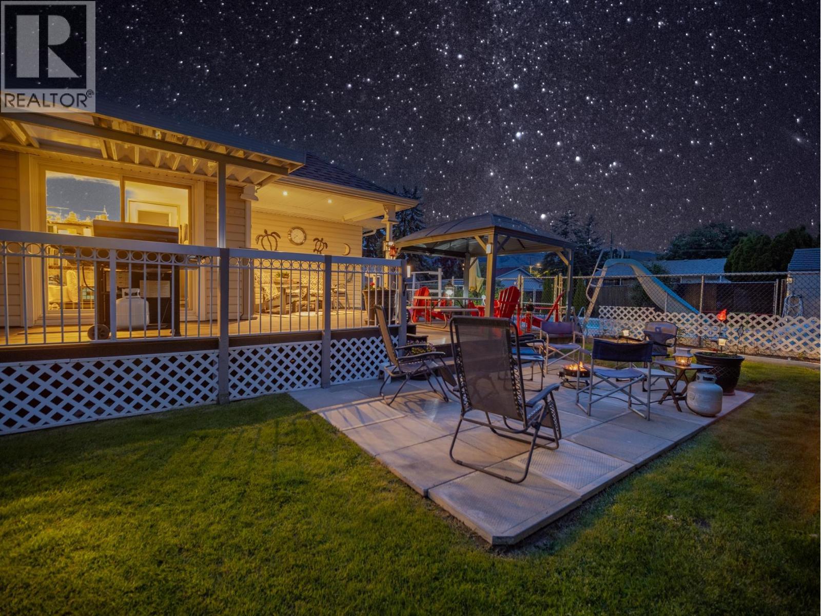 869 SCHREINER Street - 73