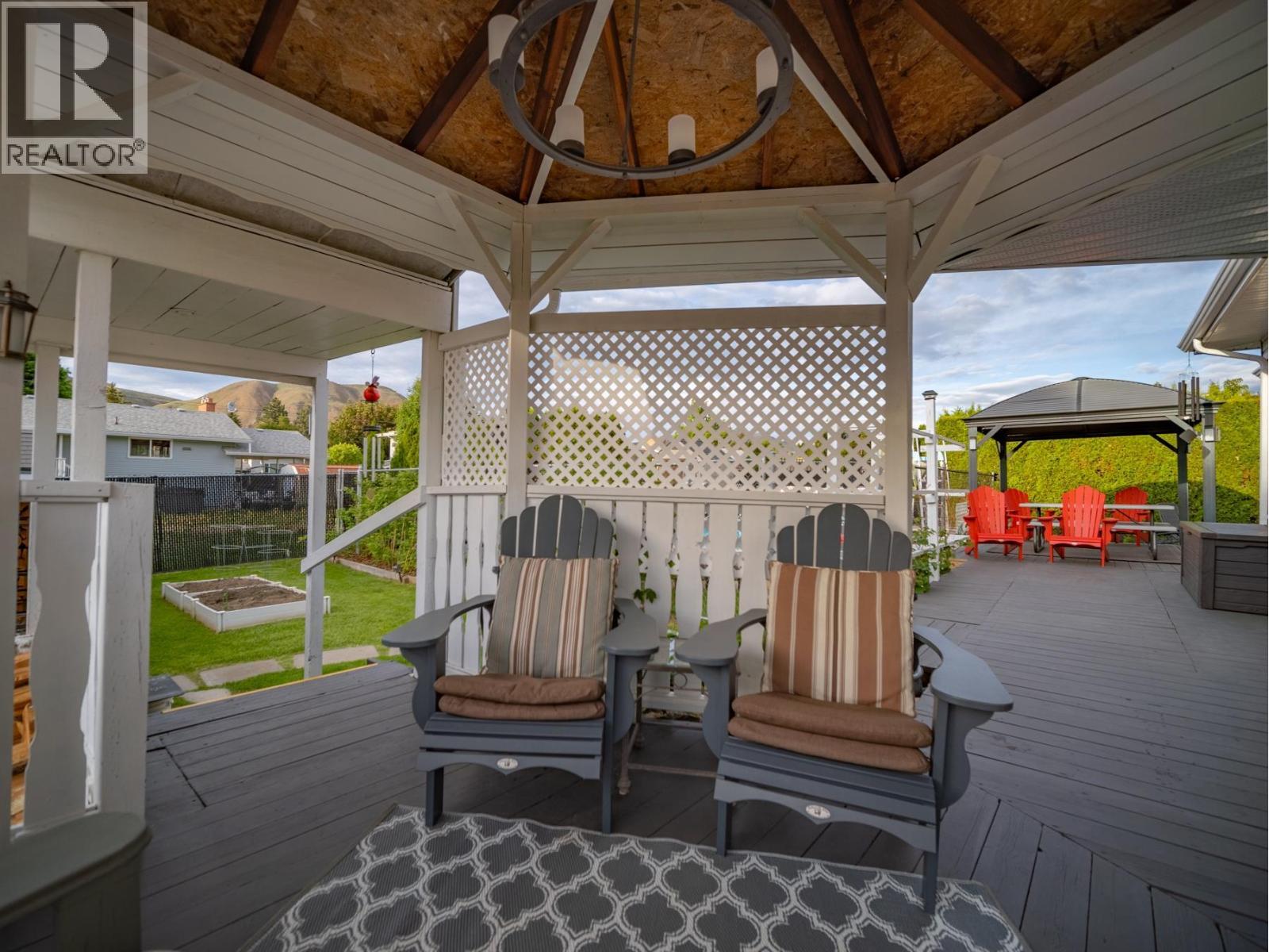 869 SCHREINER Street - 43