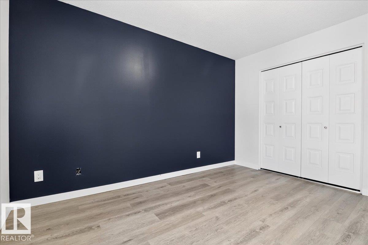 9915 173 AV NW - 17