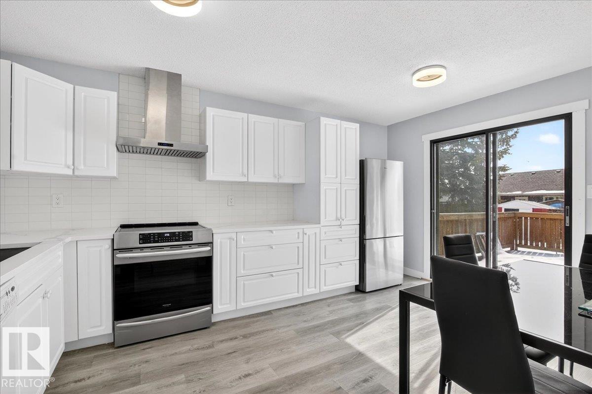 9915 173 AV NW - 20