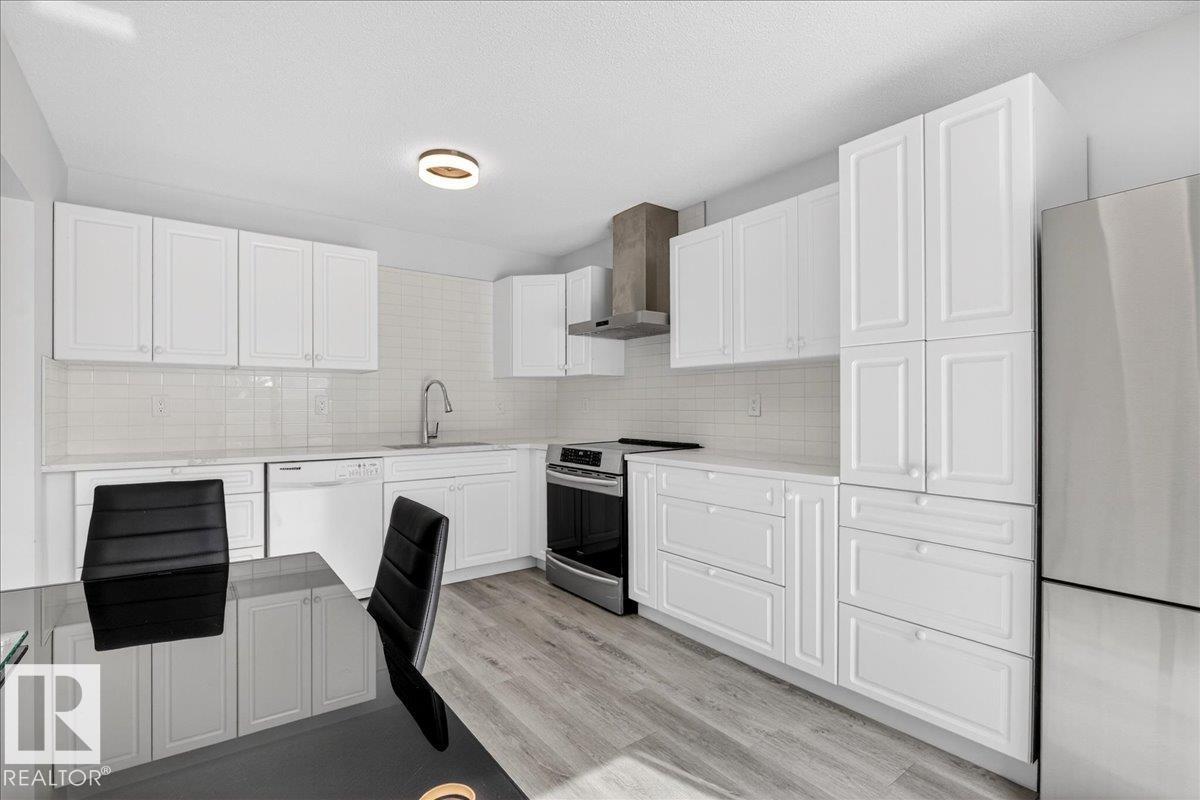 9915 173 AV NW - 21