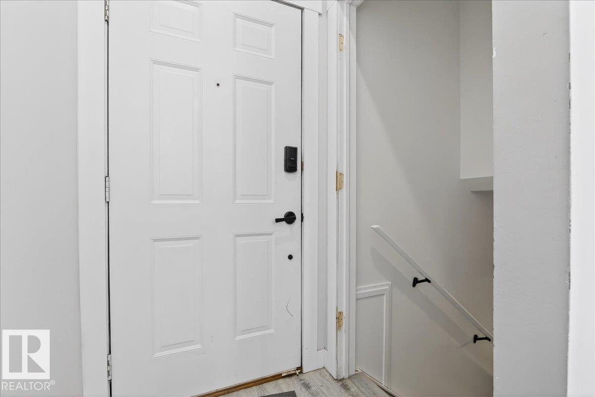 9915 173 AV NW - 4