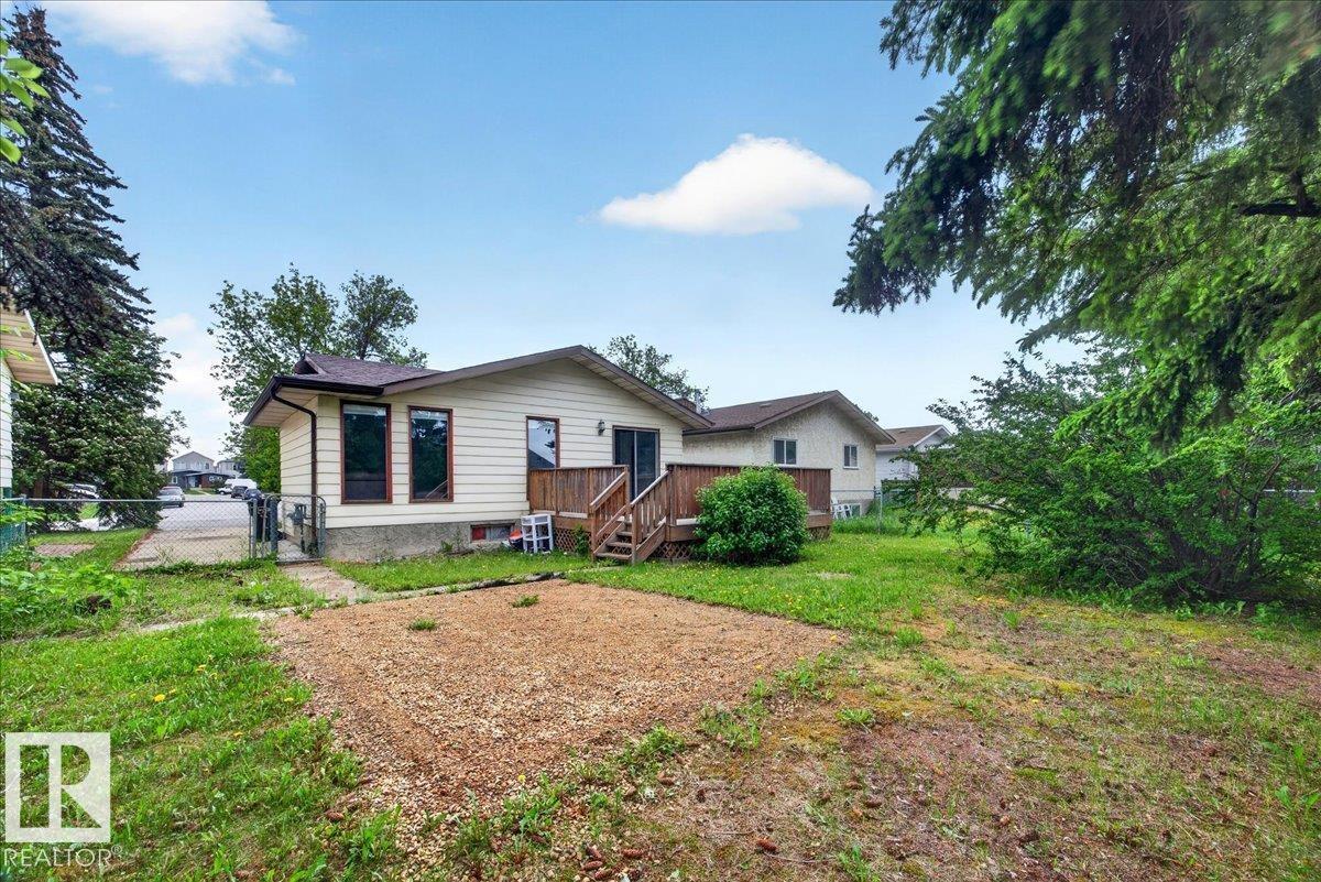 9915 173 AV NW - 54