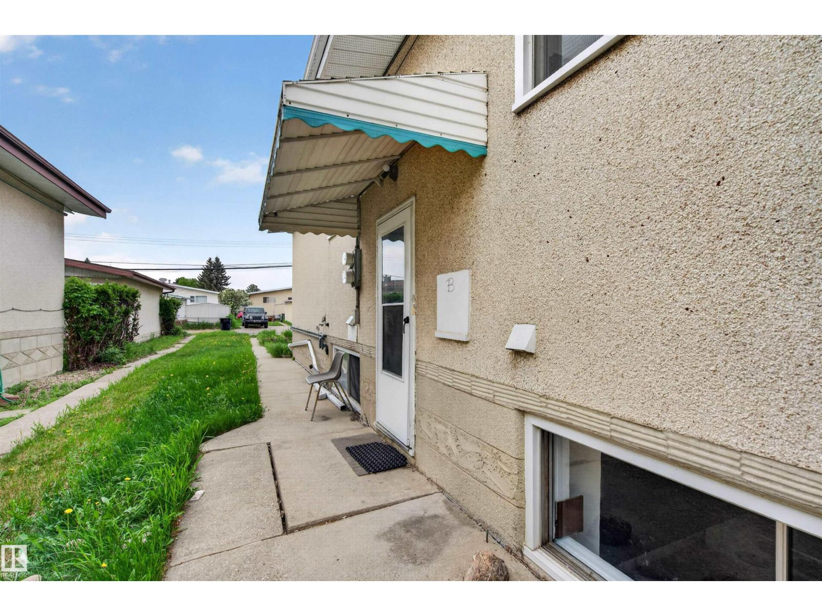 7304/7306 78 AV NW - 21