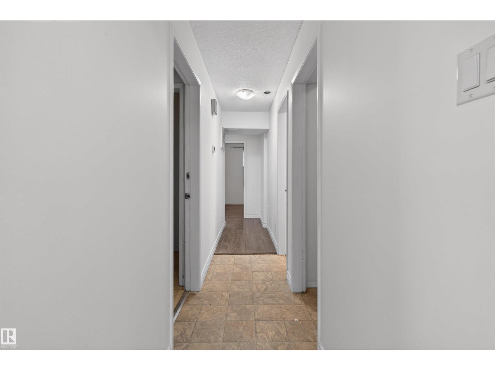 7304/7306 78 AV NW - 29