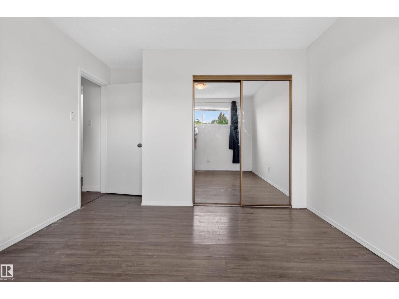 7304/7306 78 AV NW - 33