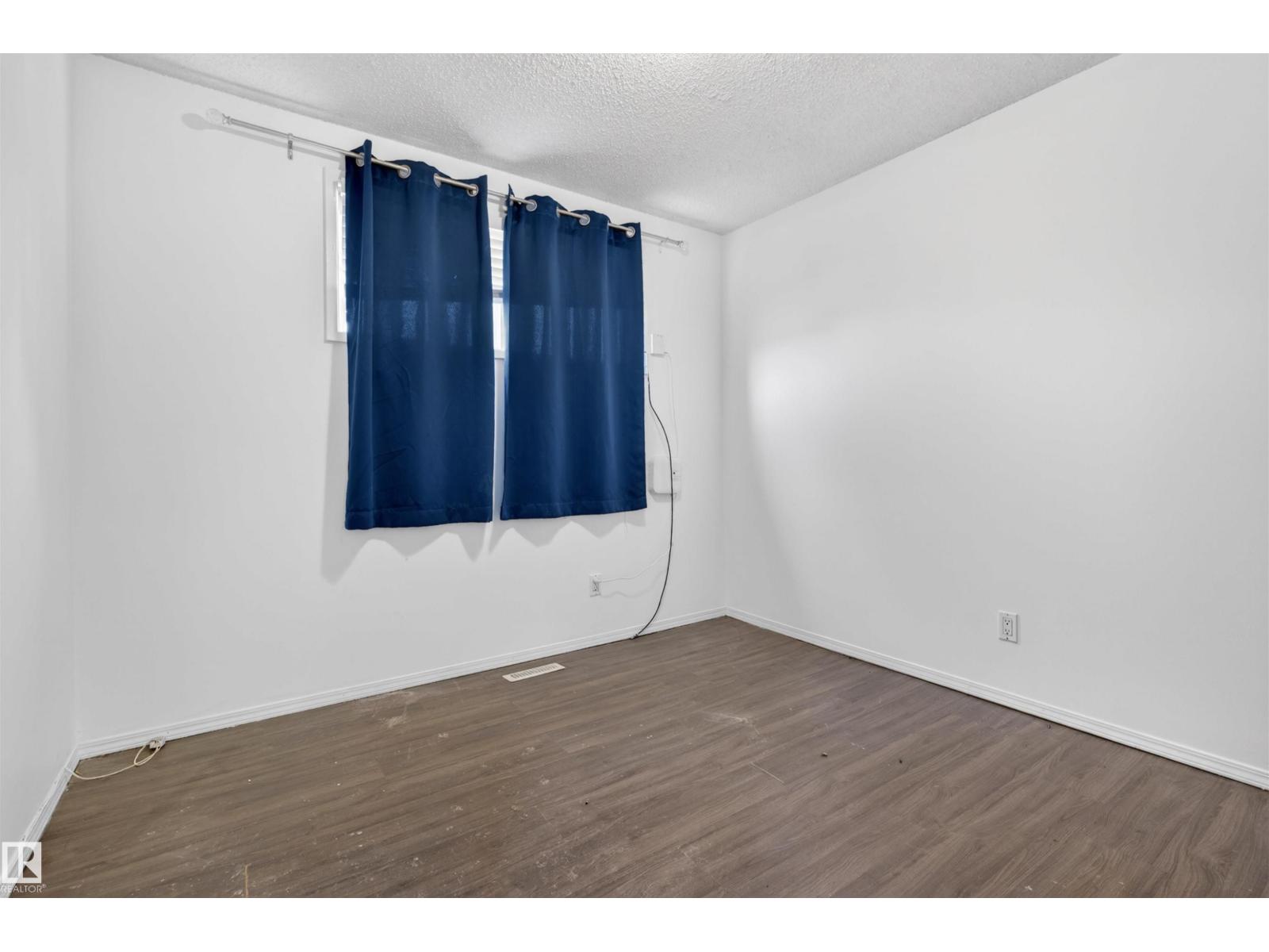 7304/7306 78 AV NW - 34