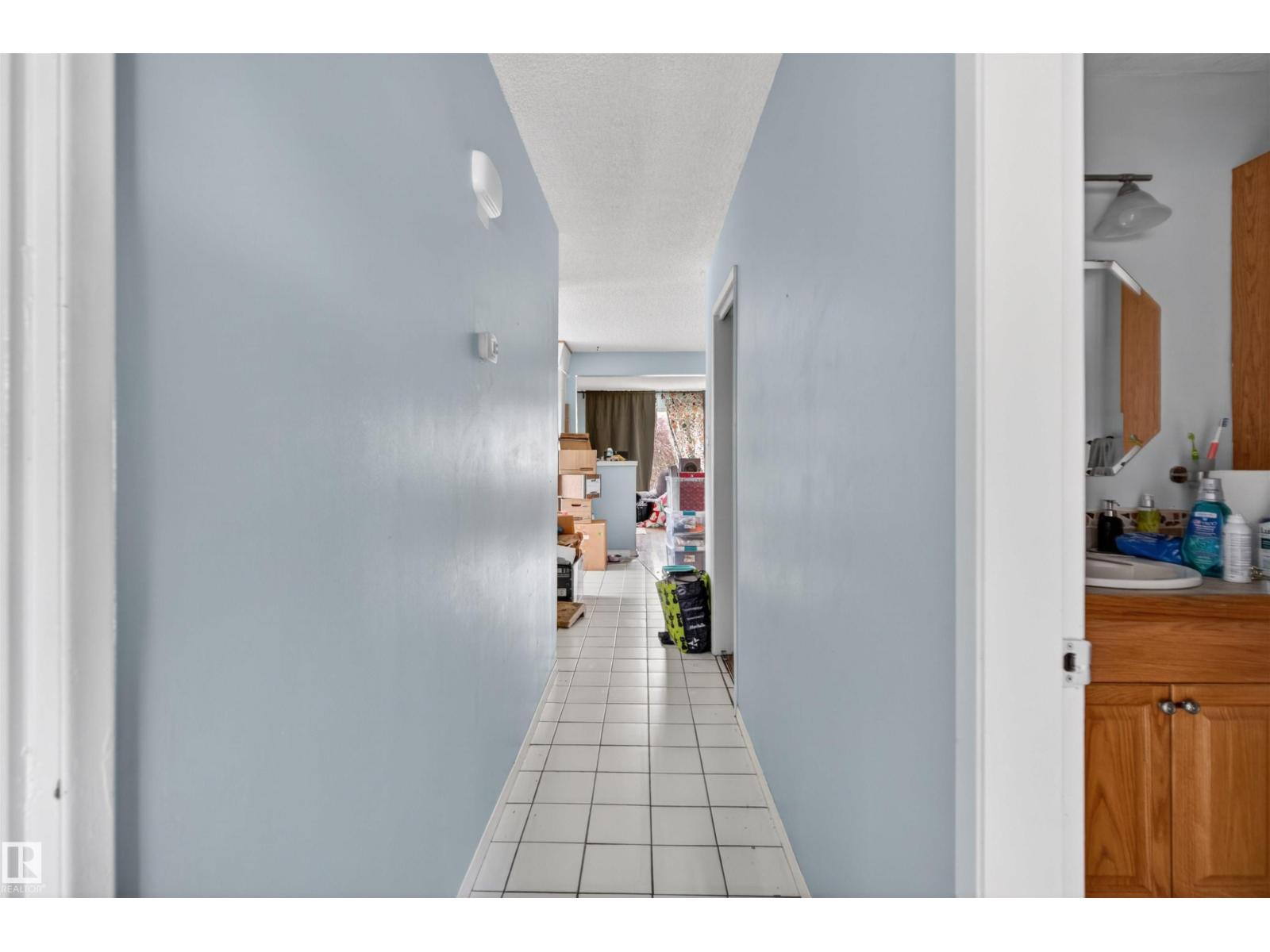 7304/7306 78 AV NW - 43
