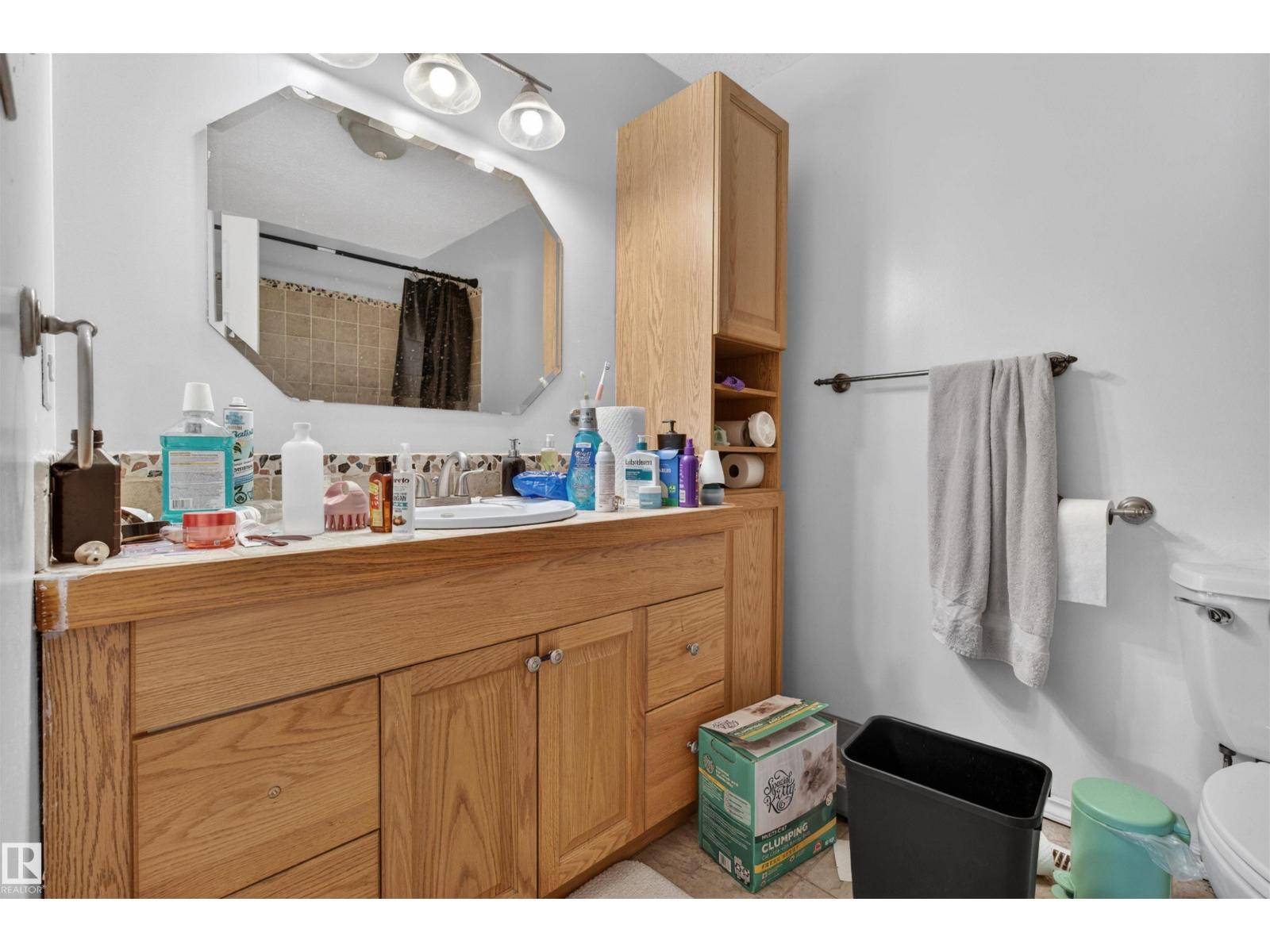 7304/7306 78 AV NW - 44
