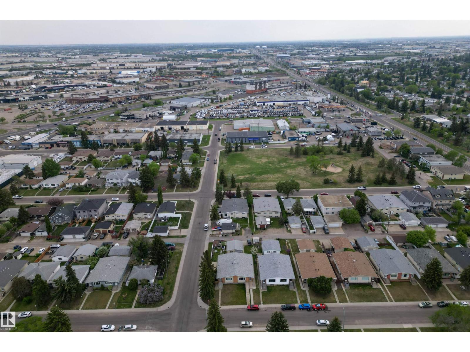 7304/7306 78 AV NW - 53