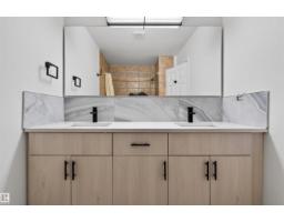7304/7306 78 Av Nw, Edmonton, AB T6B0C1 Photo 13
