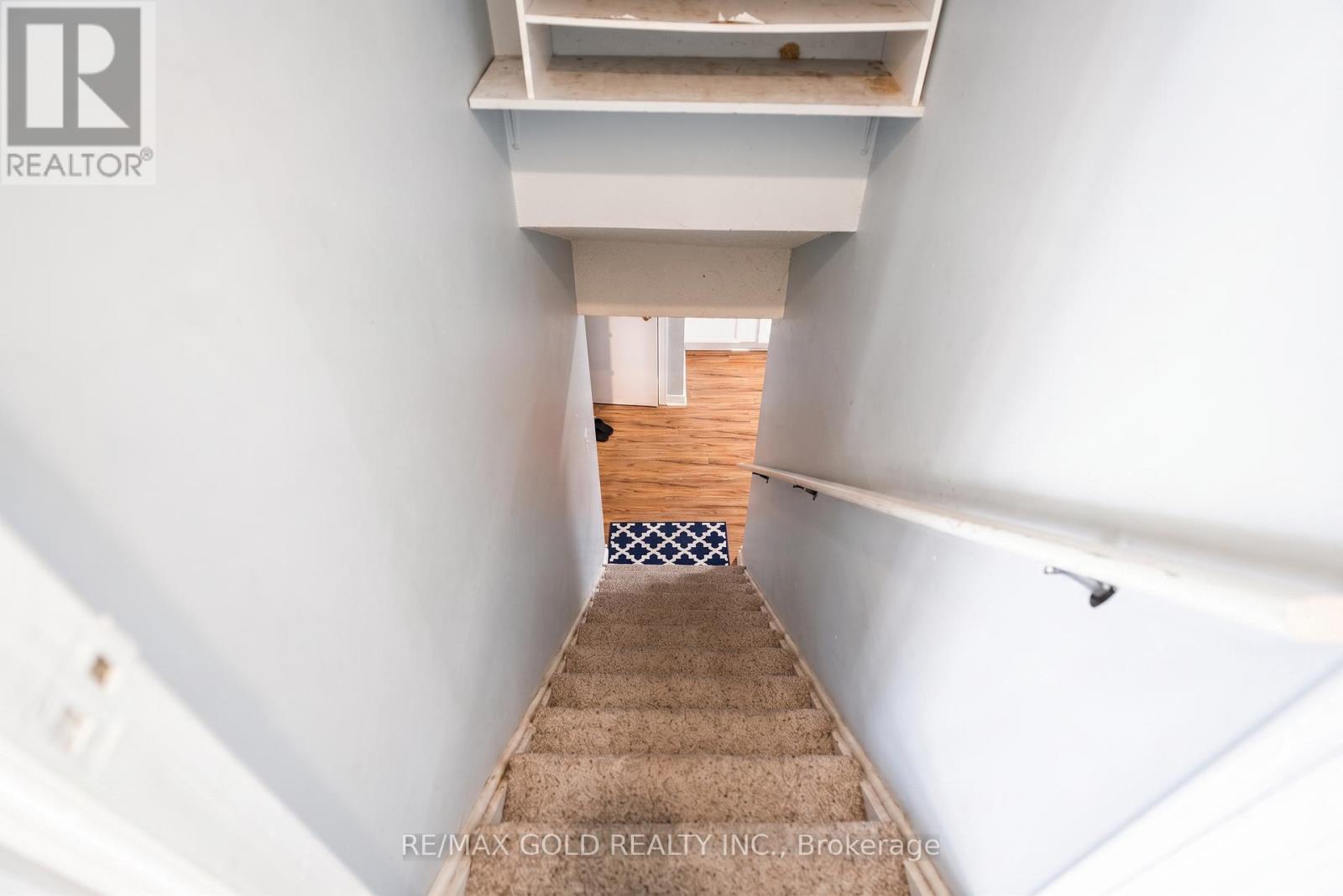 246 EDGEHILL DRIVE - 21