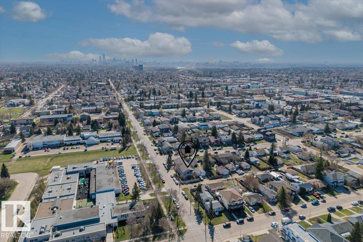 15805 104 AV NW - 39