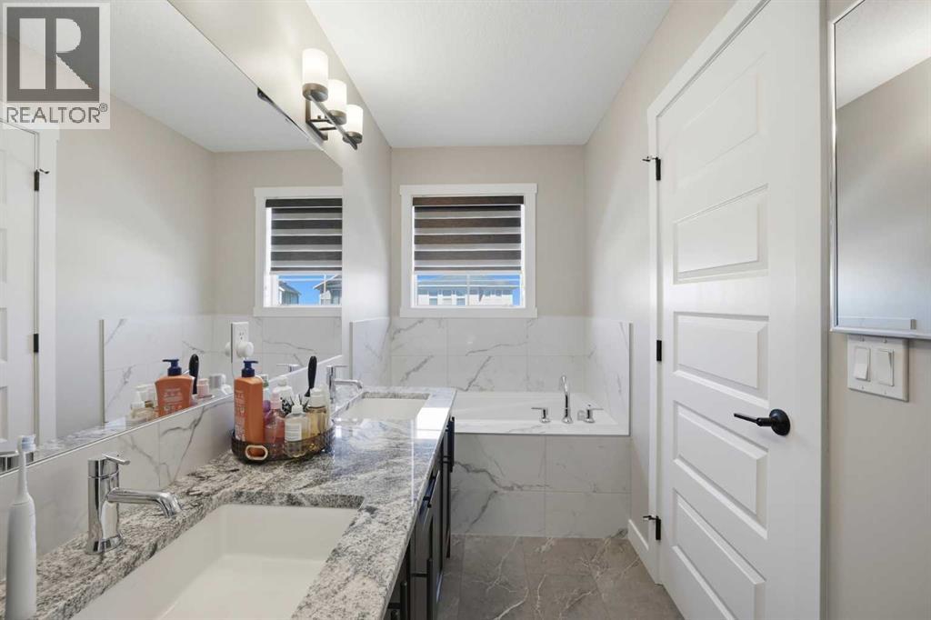 106 Homestead Crescent NE - 43