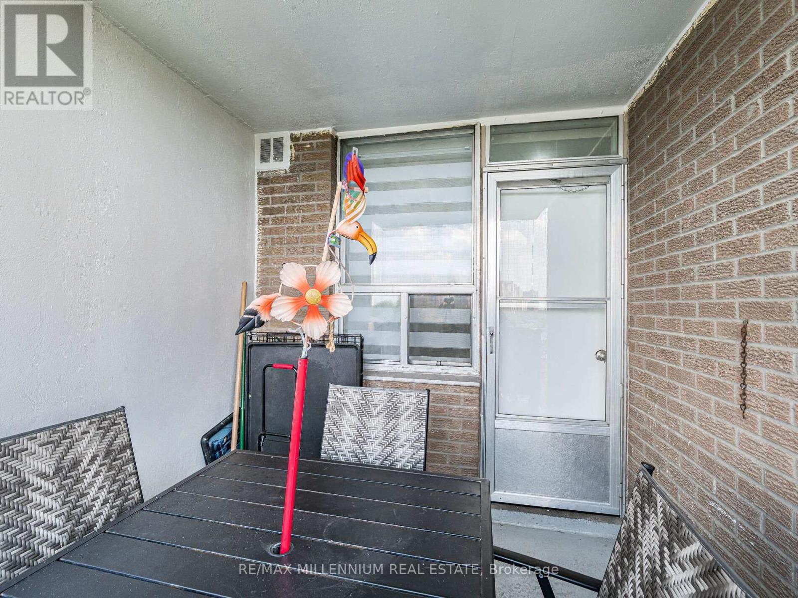 ##603 2825 ISLINGTON AVENUE - 26