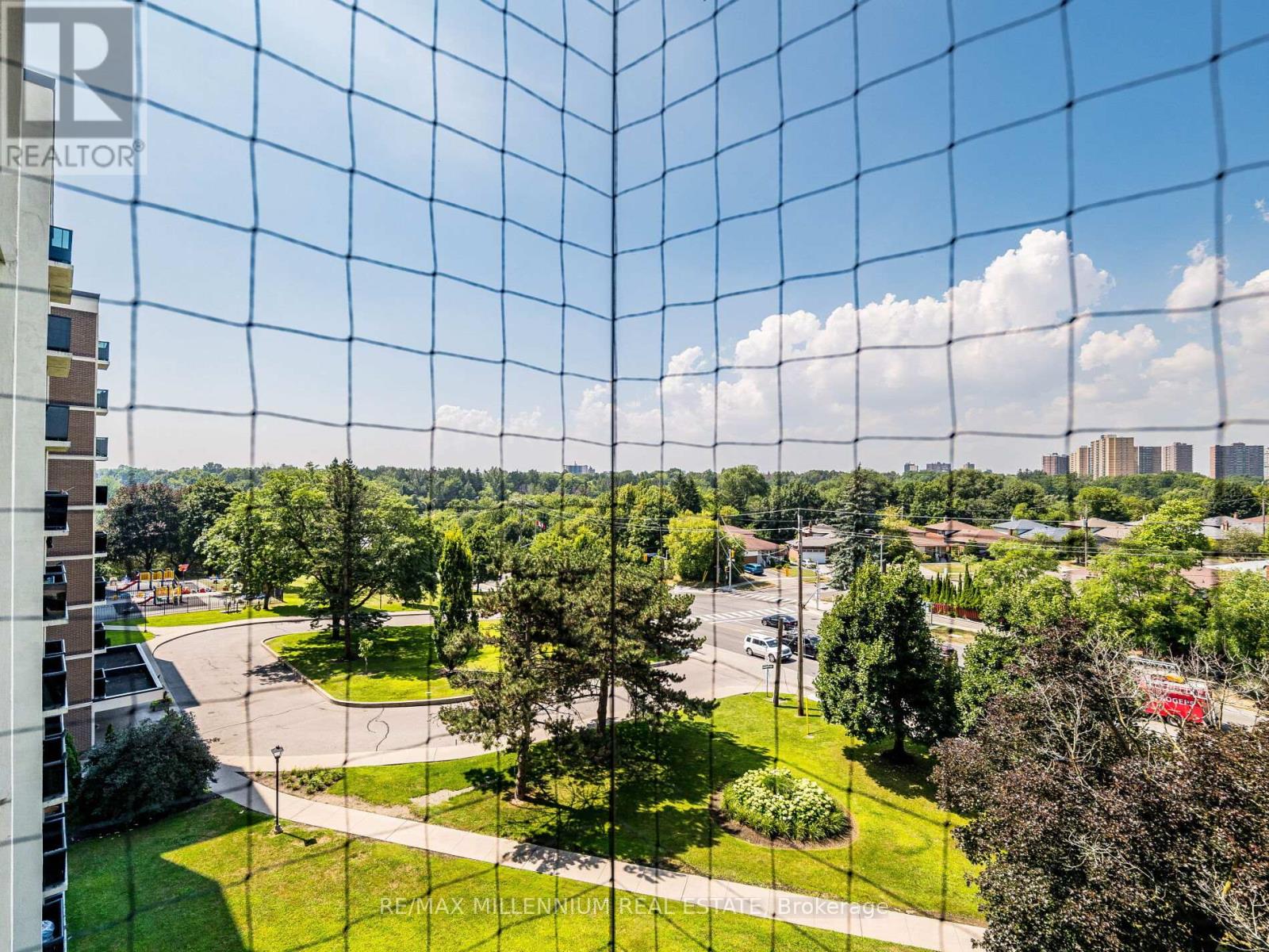 ##603 2825 ISLINGTON AVENUE - 27