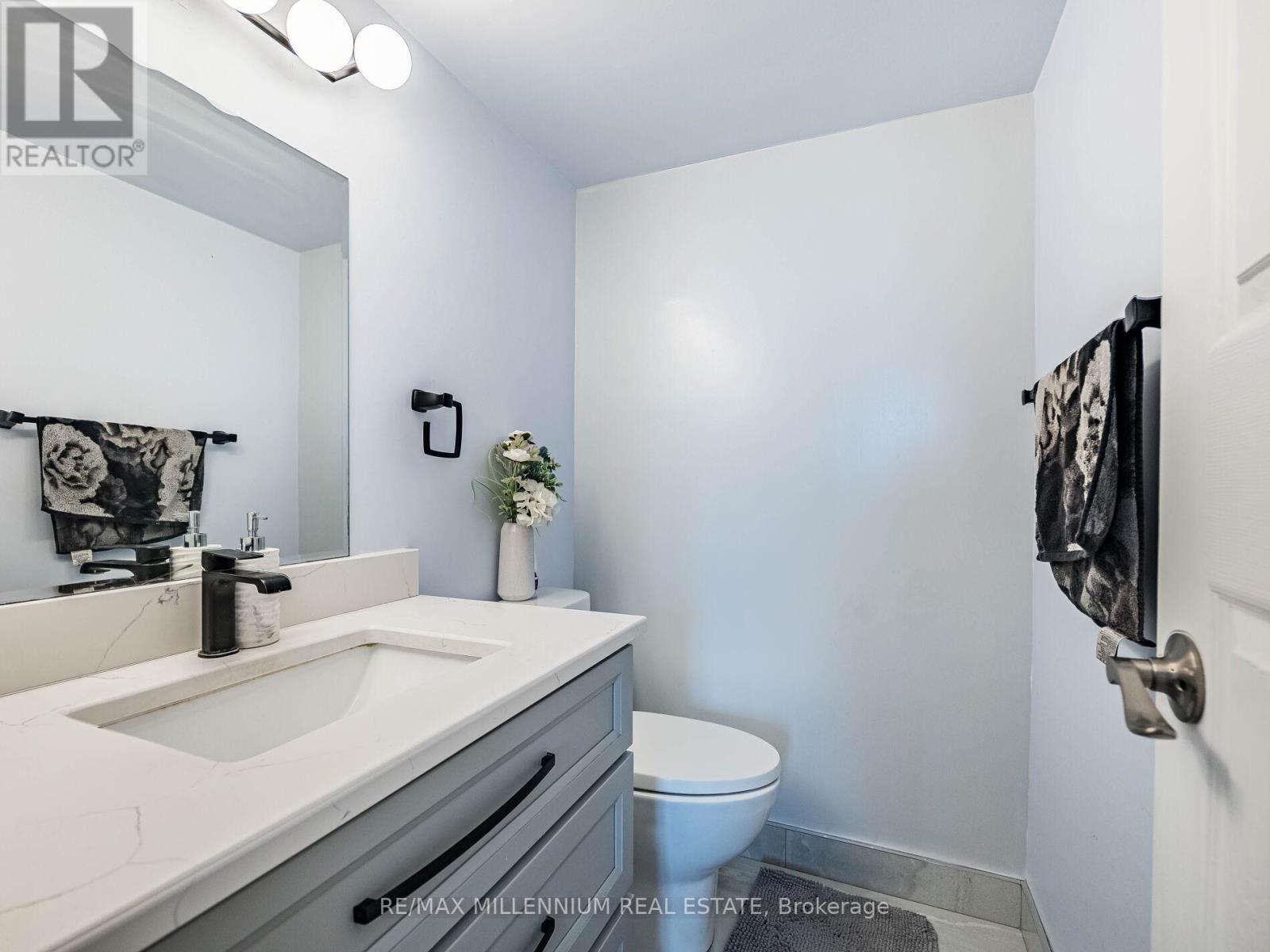 ##603 2825 ISLINGTON AVENUE - 32