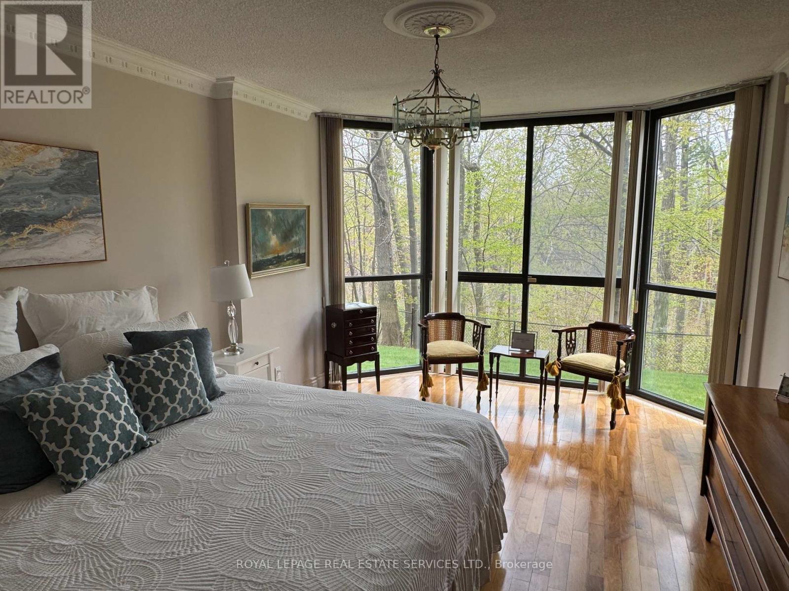 #110 1240 MARLBOROUGH COURT - 25