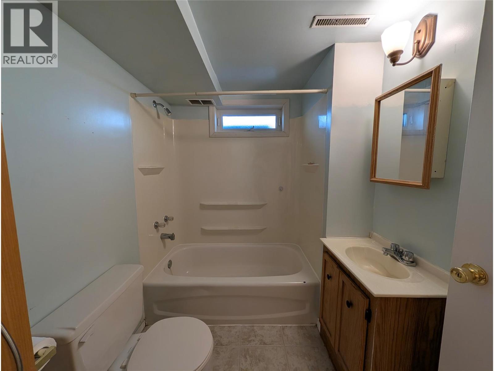 2551 Jackson Avenue, Merritt