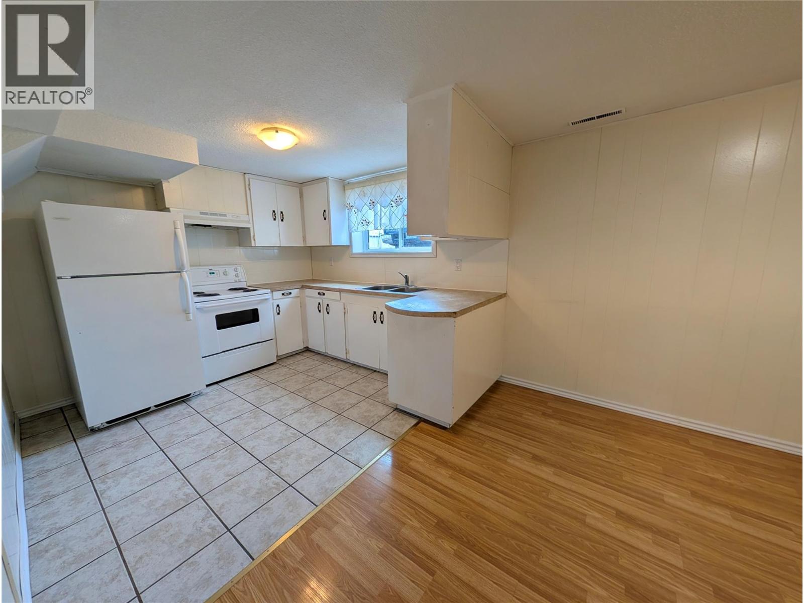 2551 Jackson Avenue, Merritt