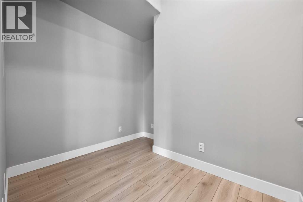 302, 275 Lebel Crescent NW — photo 24