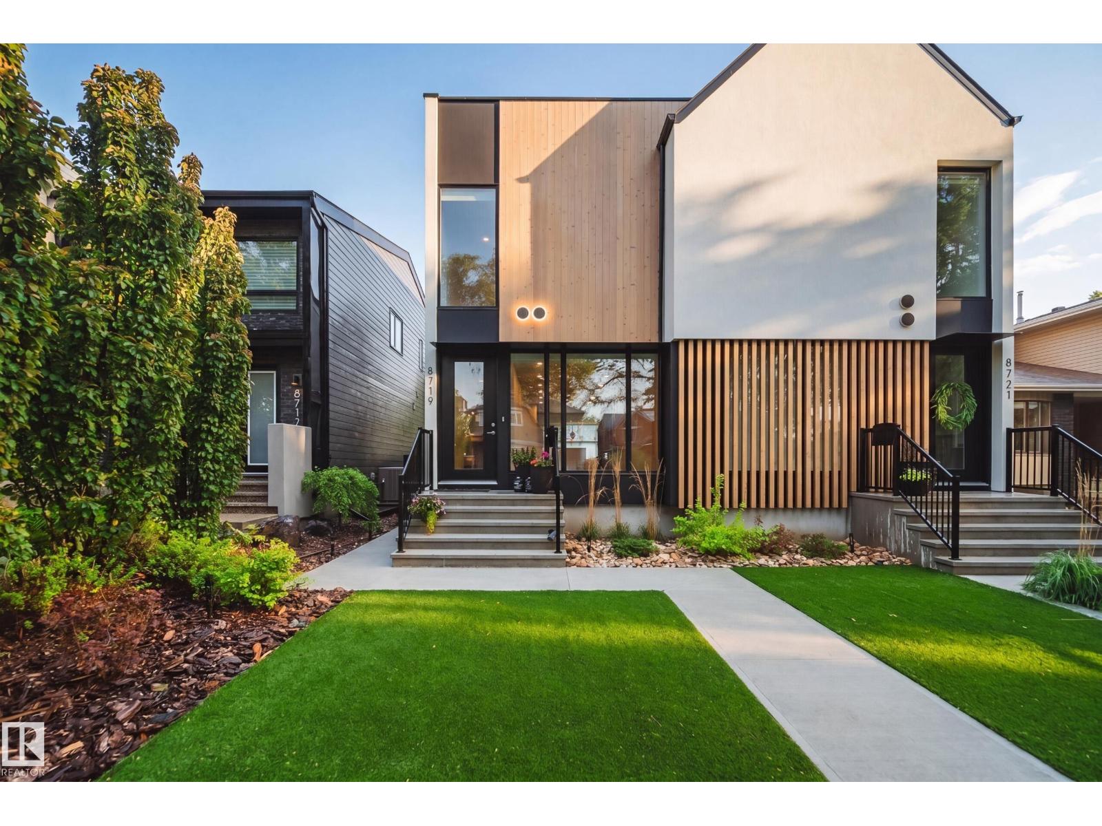 8719 83 AV NW — photo 48