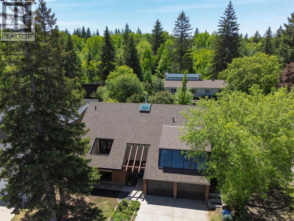 9007 33 Avenue NW - photo 2