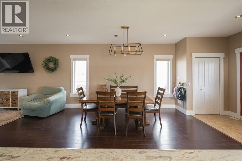 336 Ermine Crescent — photo 11