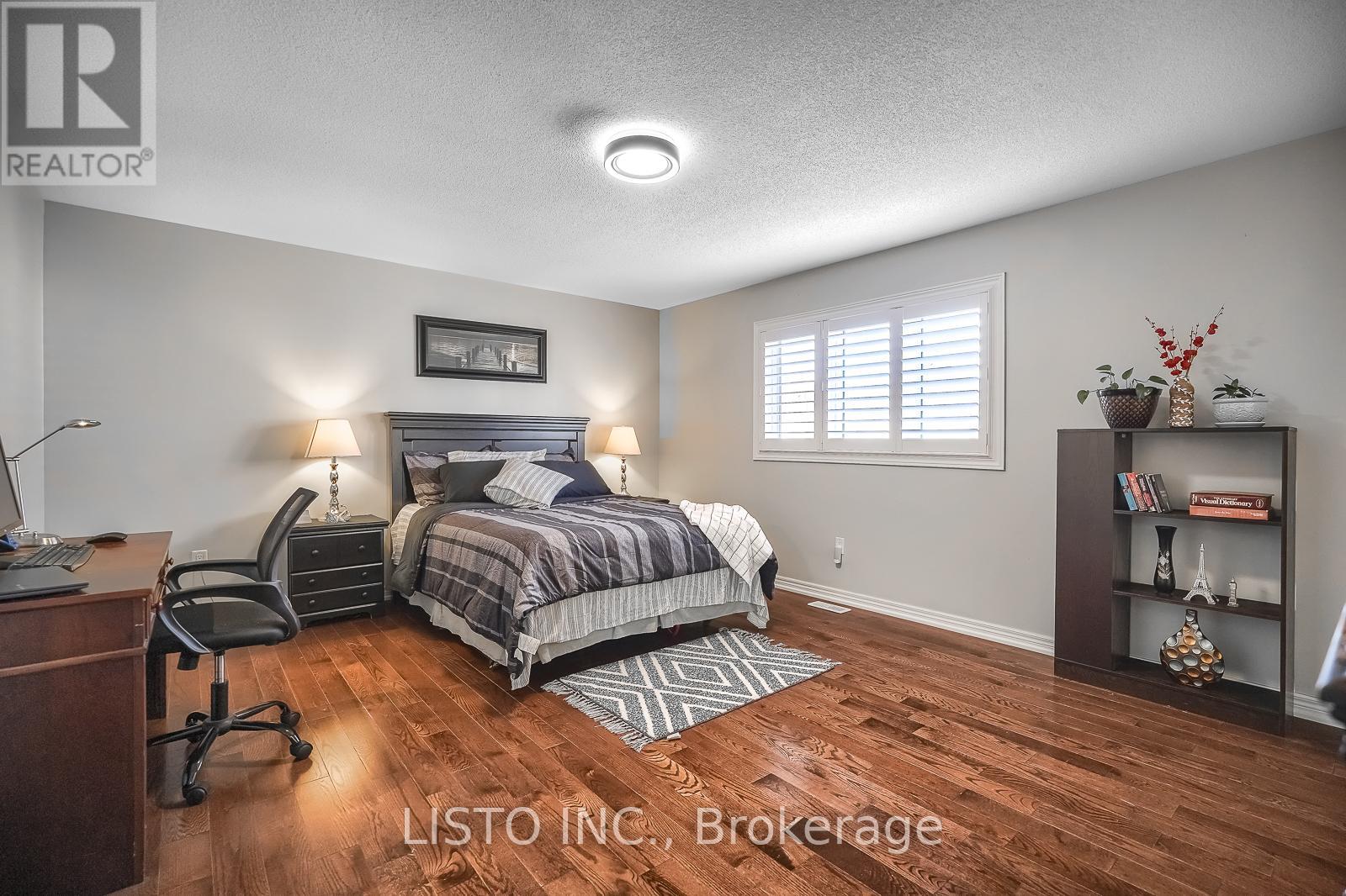 50 HENRY SMITH AVENUE - 21