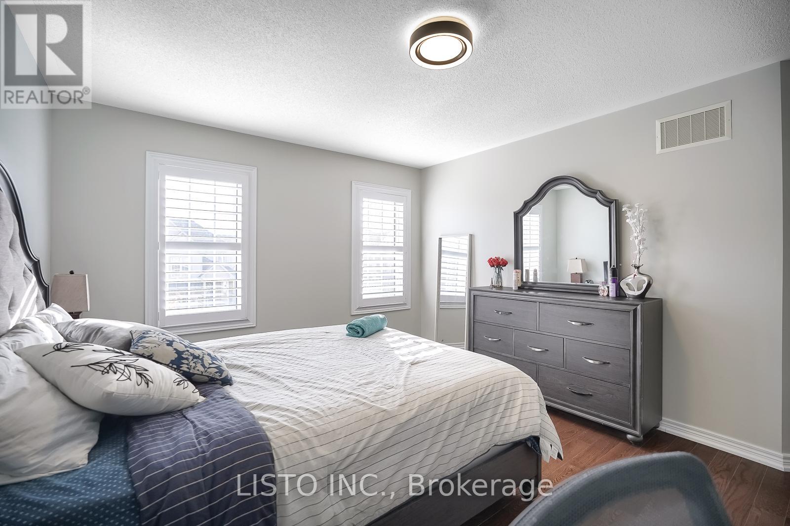 50 HENRY SMITH AVENUE - 37