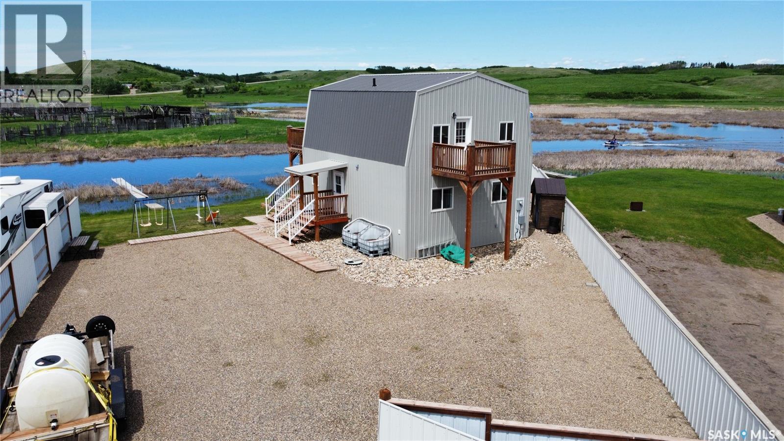 130 McLennan DRIVE - 3