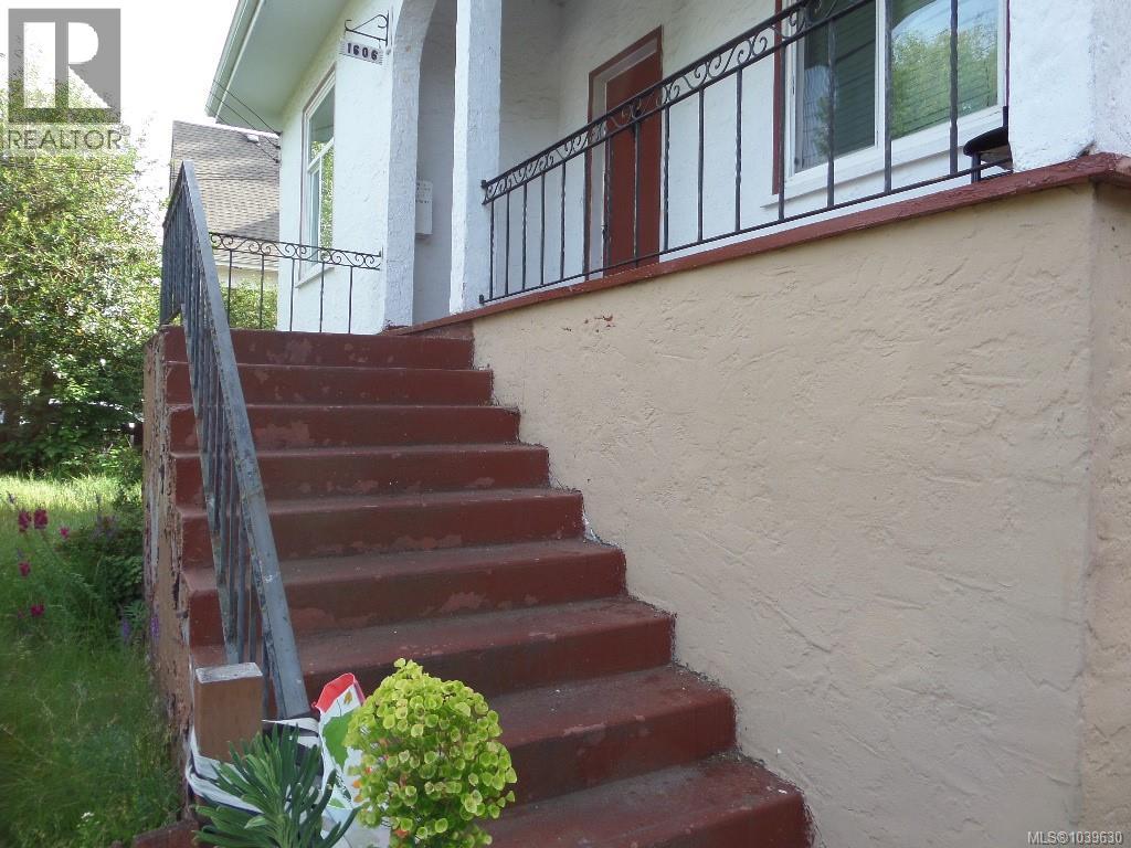 1606 Bank St - 4