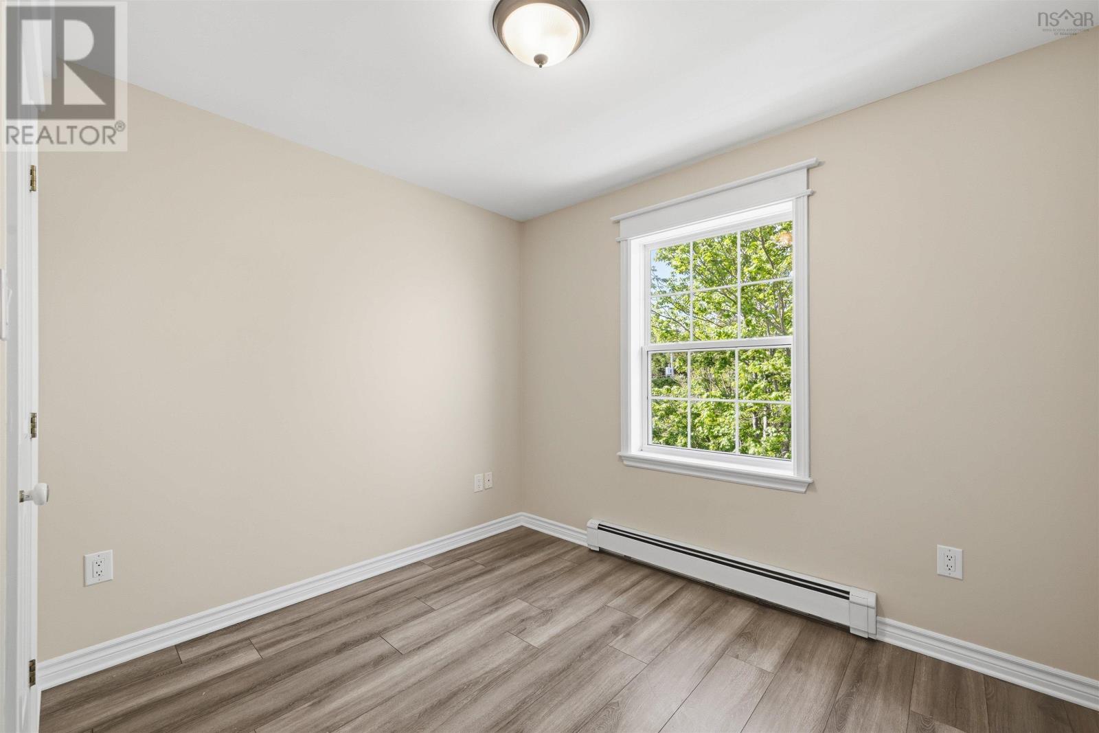 Property 21 of 50 of 46 Batten Crescent