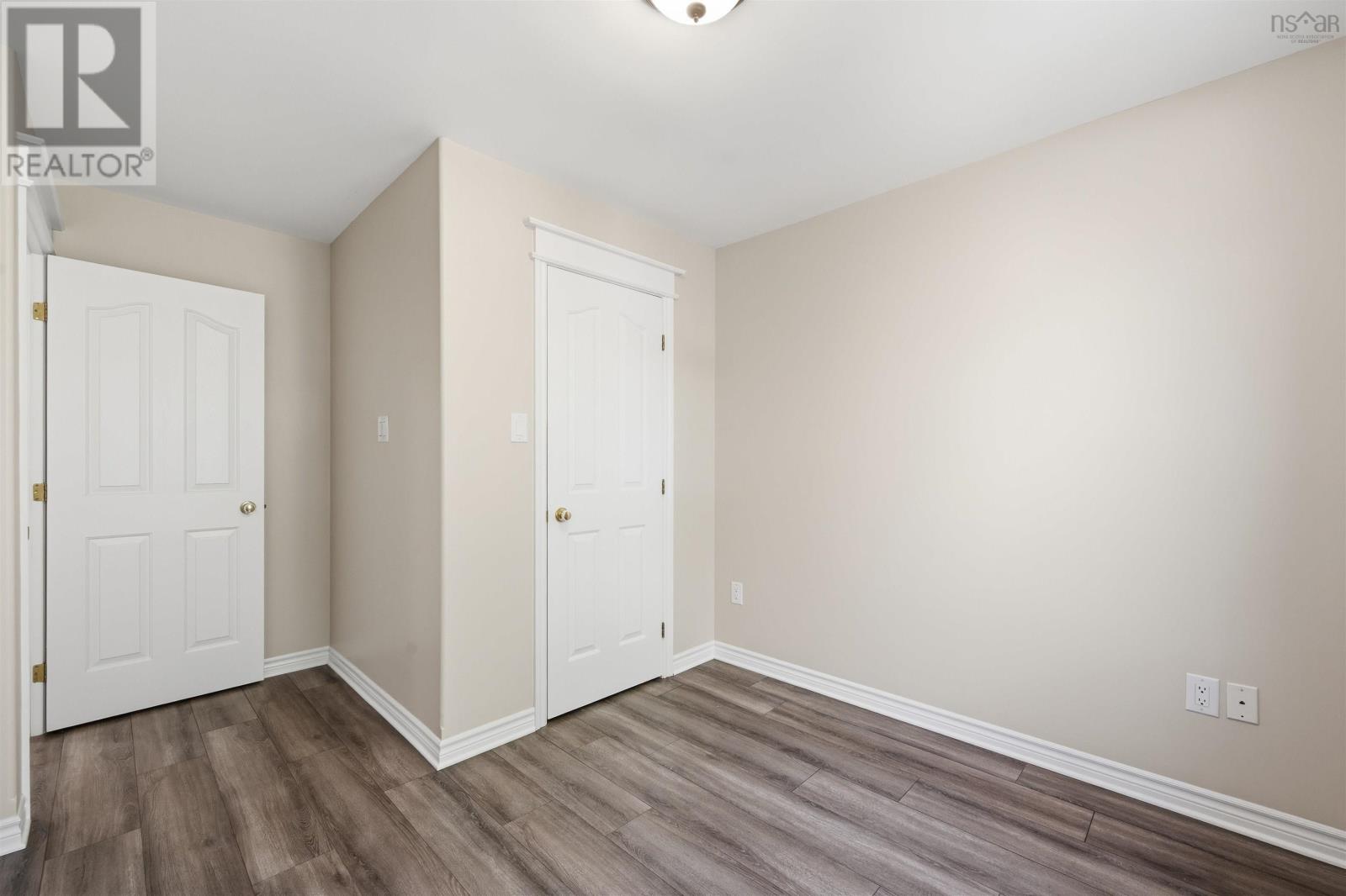 Property 30 of 50 of 46 Batten Crescent
