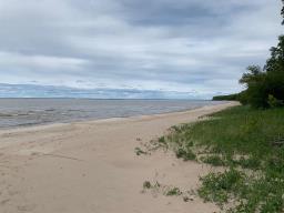 2 Saffie Road, Albert Beach, MB R0E2C0 Photo 8