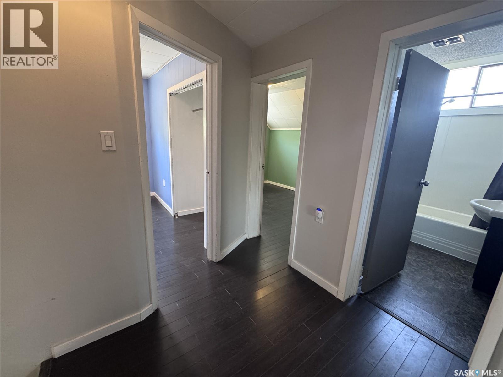 408 4th AVENUE E - 17