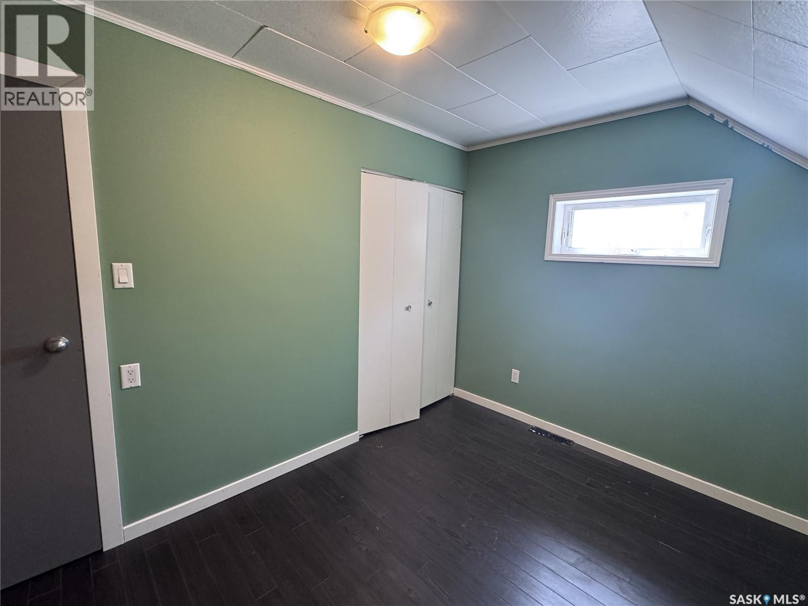 408 4th AVENUE E - 22
