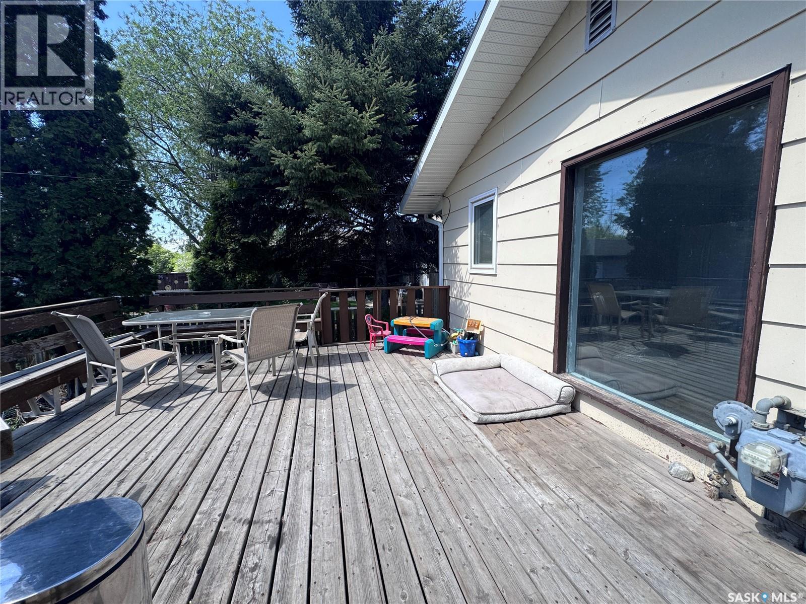 408 4th AVENUE E - 33
