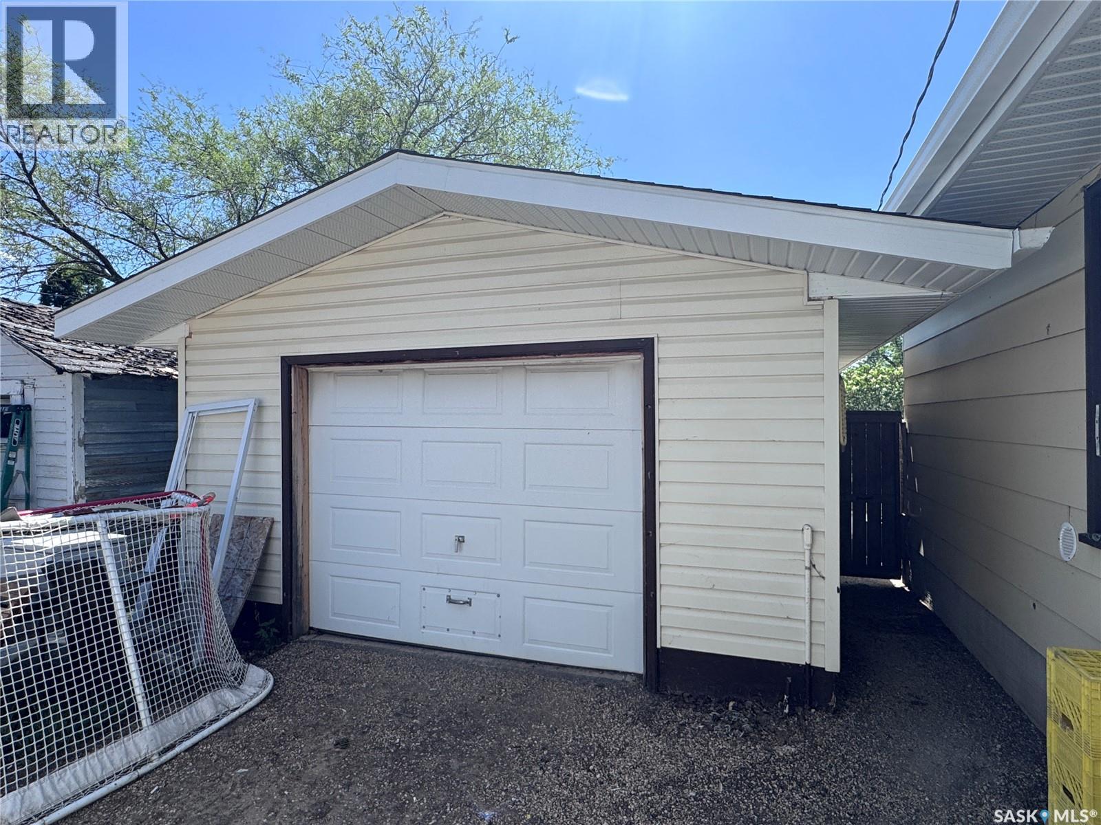 408 4th AVENUE E - 39