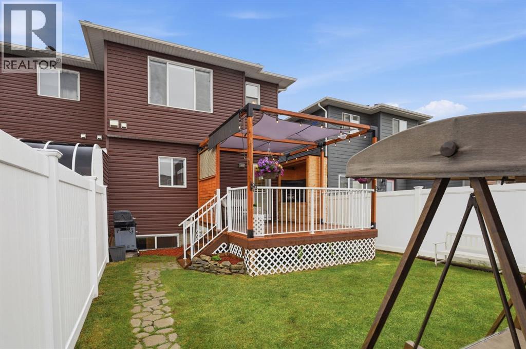 33 Redstone Common NE — photo 45