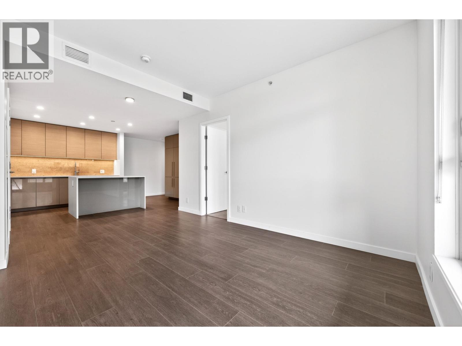 606 4168 LOUGHEED HIGHWAY, Burnaby