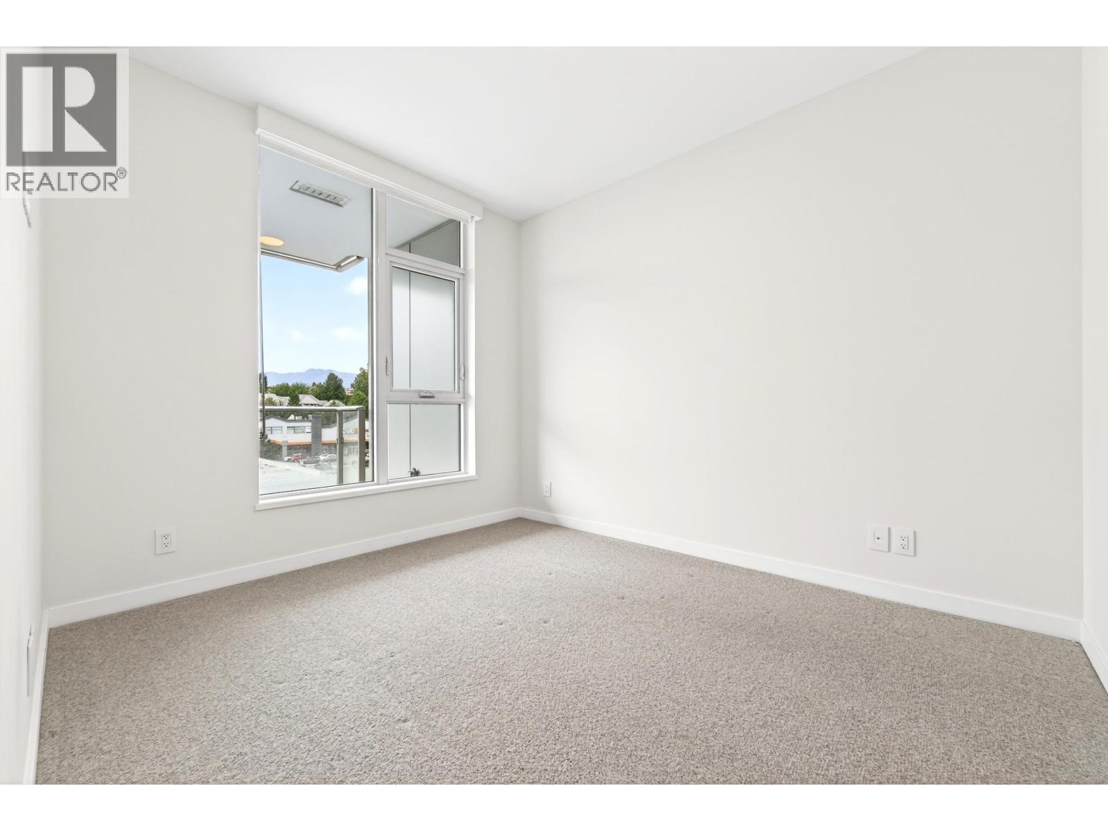 606 4168 LOUGHEED HIGHWAY, Burnaby
